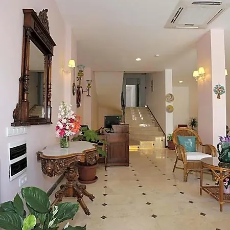 Atacesme Hotel